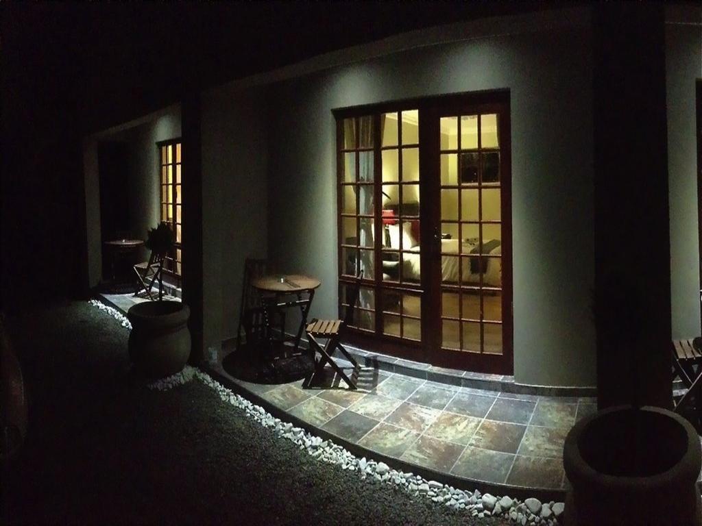 The Nightingale Guesthouse Bloemfontein Buitenkant foto