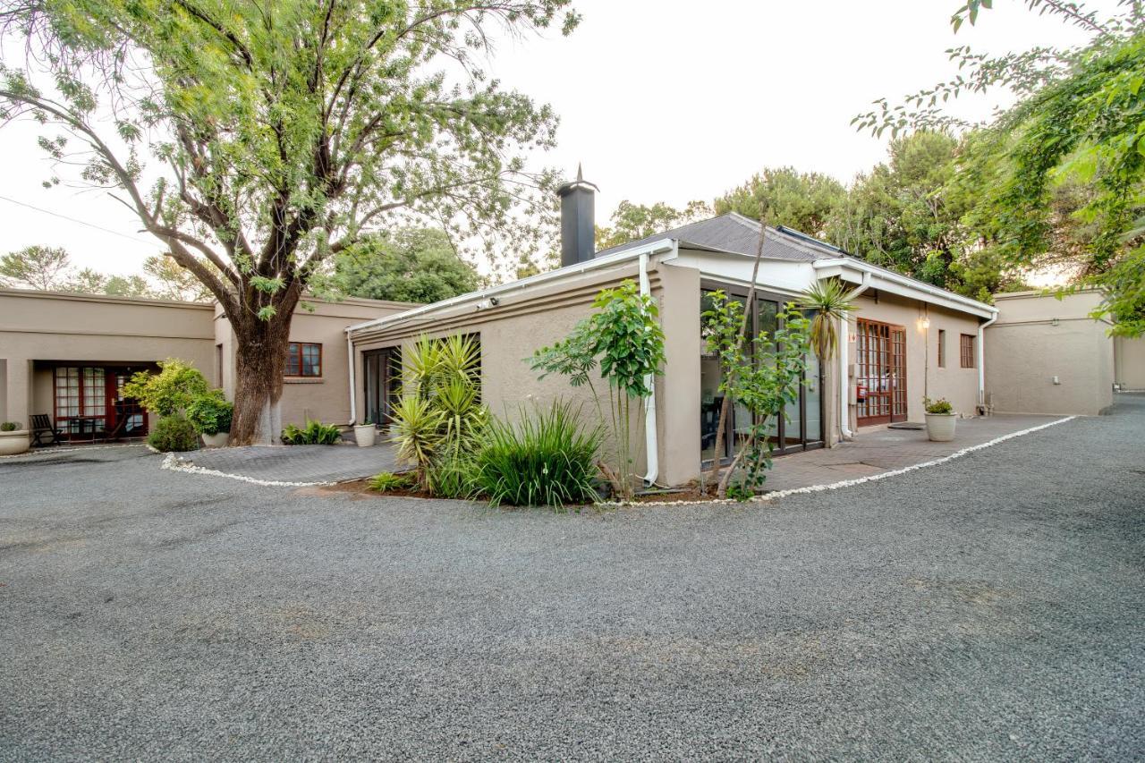 The Nightingale Guesthouse Bloemfontein Buitenkant foto