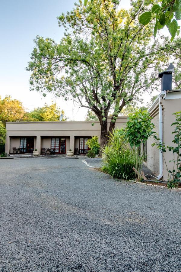 The Nightingale Guesthouse Bloemfontein Buitenkant foto