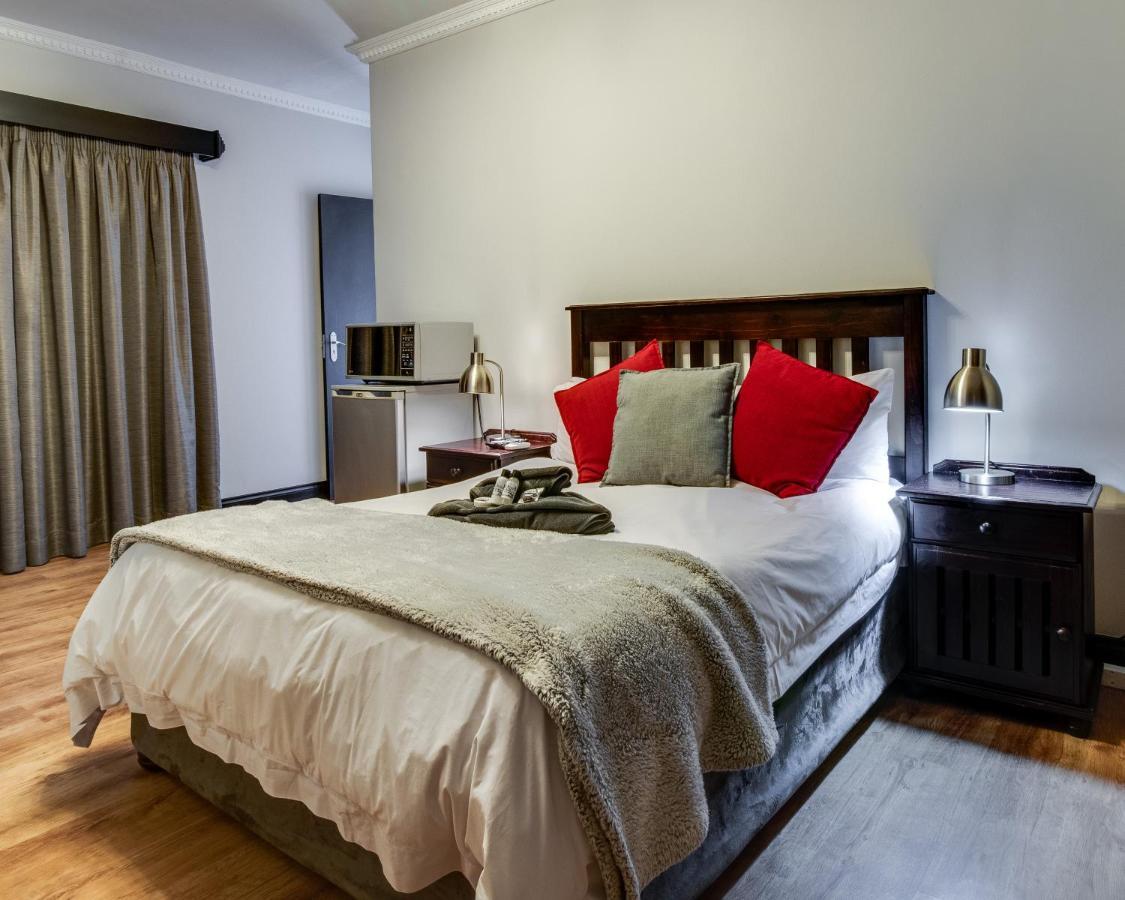 The Nightingale Guesthouse Bloemfontein Buitenkant foto