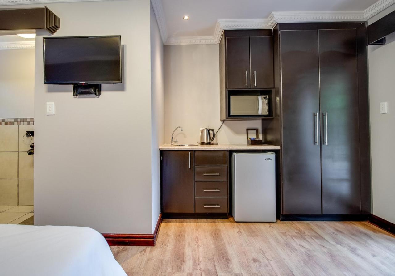 The Nightingale Guesthouse Bloemfontein Buitenkant foto